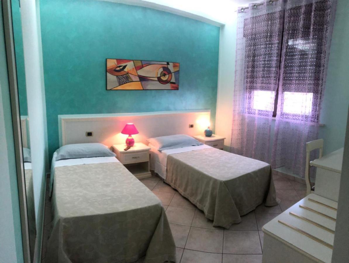 Pensione Degli Ulivi Porto SantʼElpidio Zewnętrze zdjęcie